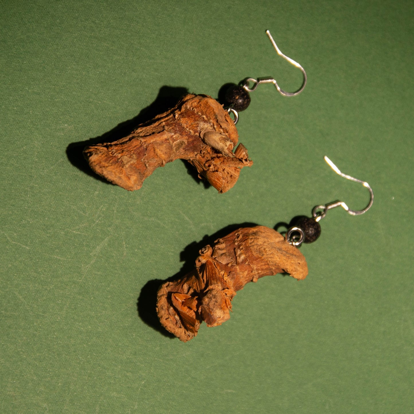 [Liang Jiang] Handmade Herbal Drop Earrings with Chinese Medicine Elements