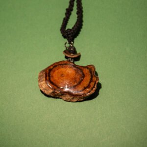 “JI XUE TENG" Necklace, Hand-Made Natural Materials, 925 silver joint - Image 1